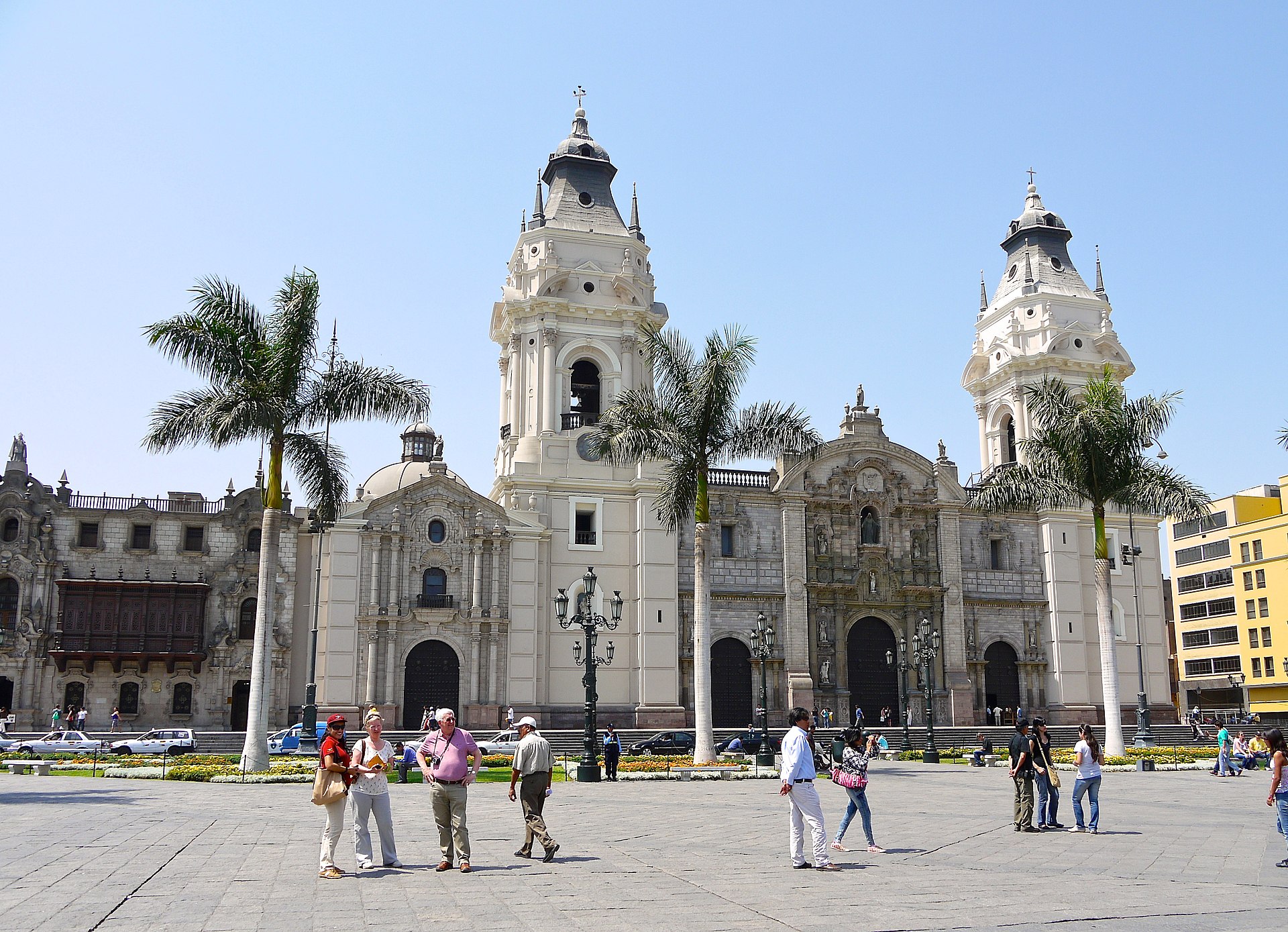 Lima at a Glance 4
