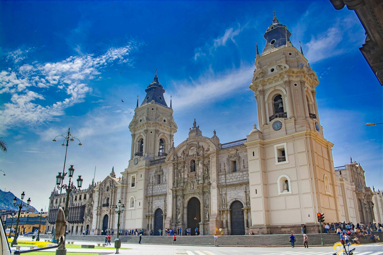 Lima by Night: Miraflores, Barranco & Traditional Dances 2